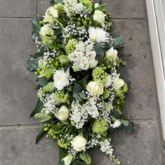 Mixed Green and White Coffin spray 