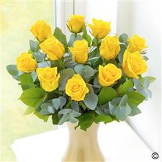 12 Yellow roses