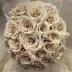 Menta Rose Bridal Bouquet