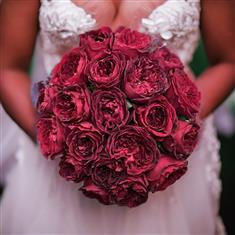 Tess Austin Garden Rose Bridal bouquet