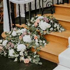 Staircase flowers 