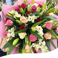 Lily Lisianthus Bouquet (Premium)