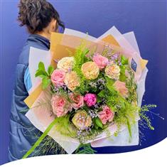 Lanson Flowers Bouquet (Premium)