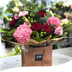 Rose &amp; Hydrangea Bouquet
